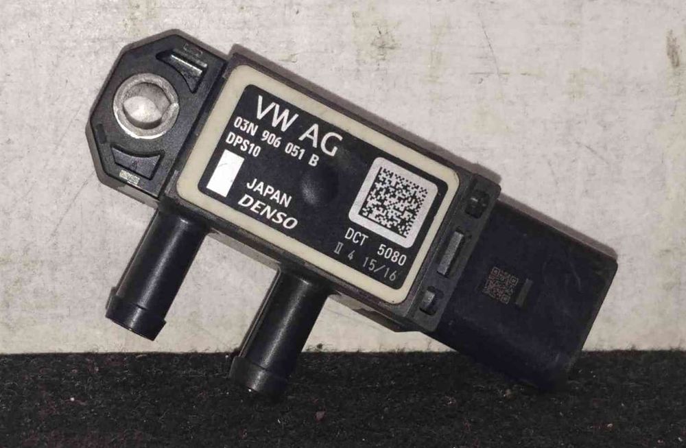 Sensor de Pressão do Coletor de Admissão / Sensor MAP 03N906051B - VW GOLF VII
