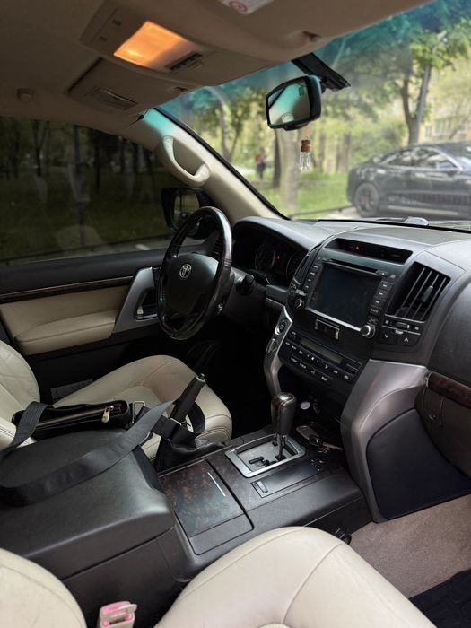 Land cruiser 200 4.5D