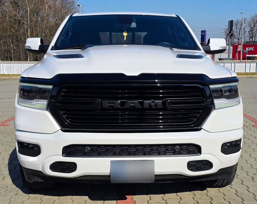 RAM 1500 Bardzo zadbany RAM 1500 Laramie – Mocno doinwestowany, FV 23%