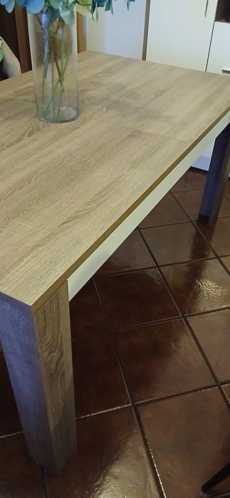 Mesa de jantar extensivel ,  Excelente estado
