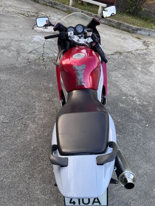 Yamaha YZF thundercat 600r