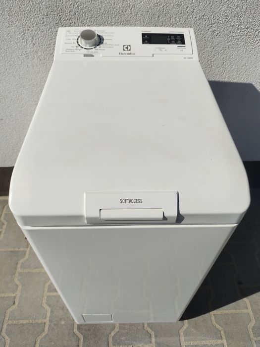 Пральна машина ELEKTROLUX 6KG  з Європи.Класний стан. inverter