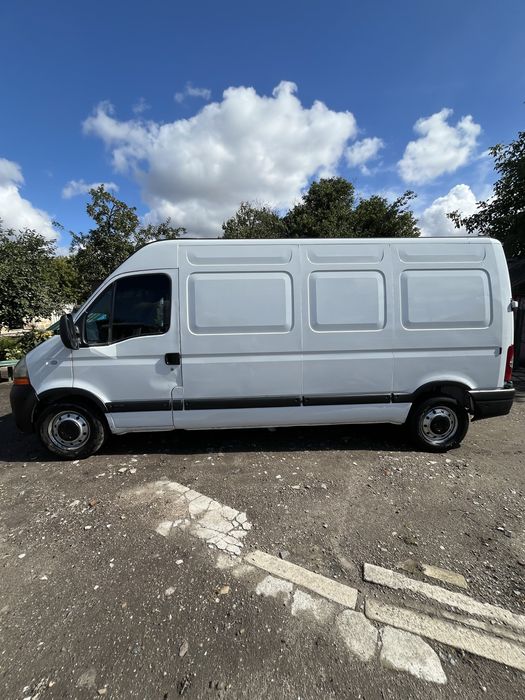 Renault Master.