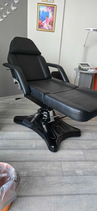 Кушетка косметологічна