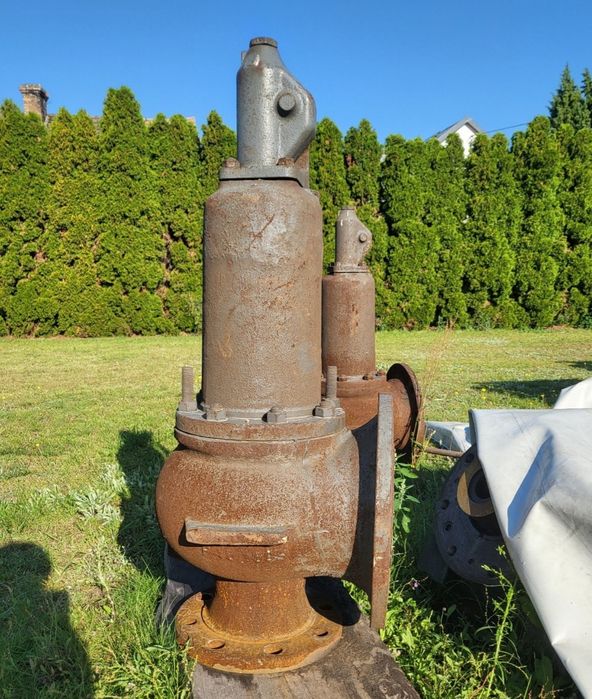 Zawór bezpieczeństwa armak zetkama  100x150  Pn 40
