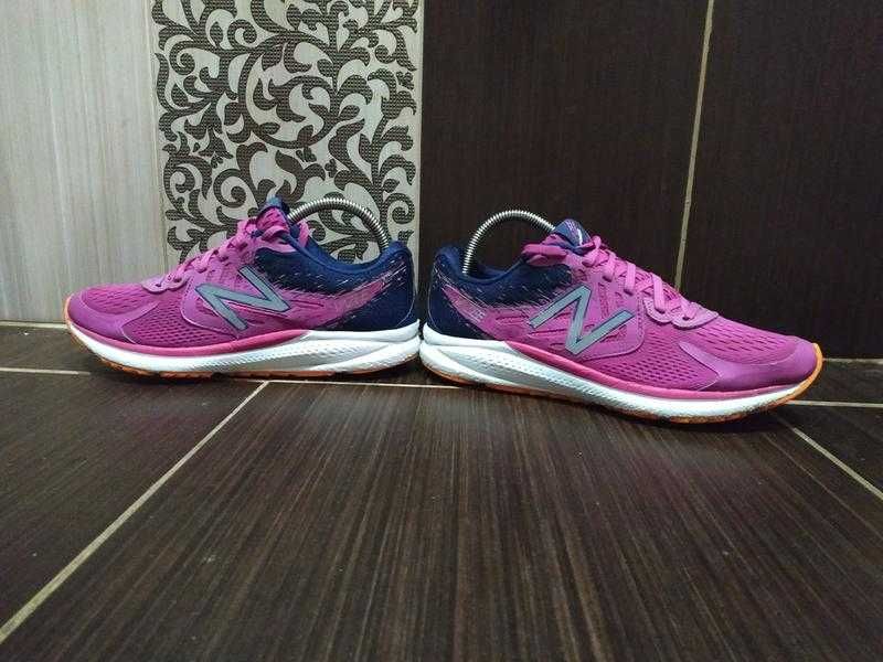 Женские кроссовки new balance vazee prism v2 w originals