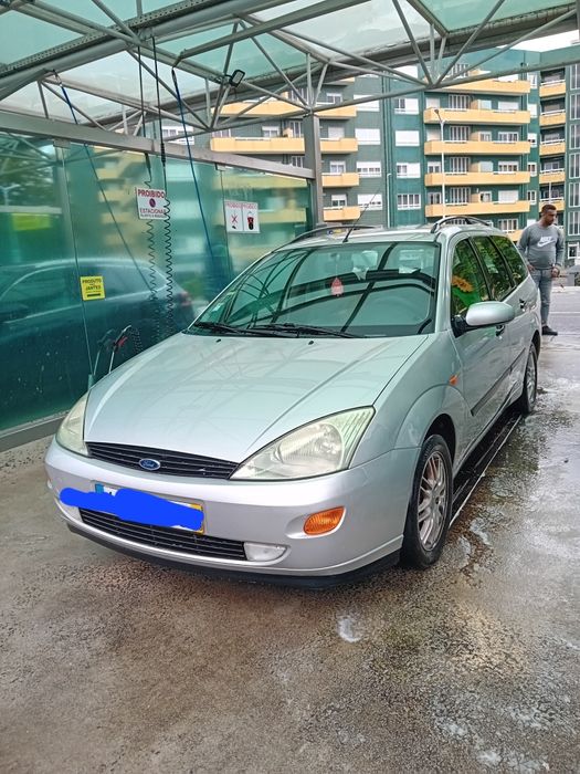 Ford Focus 2001...455108415172782080