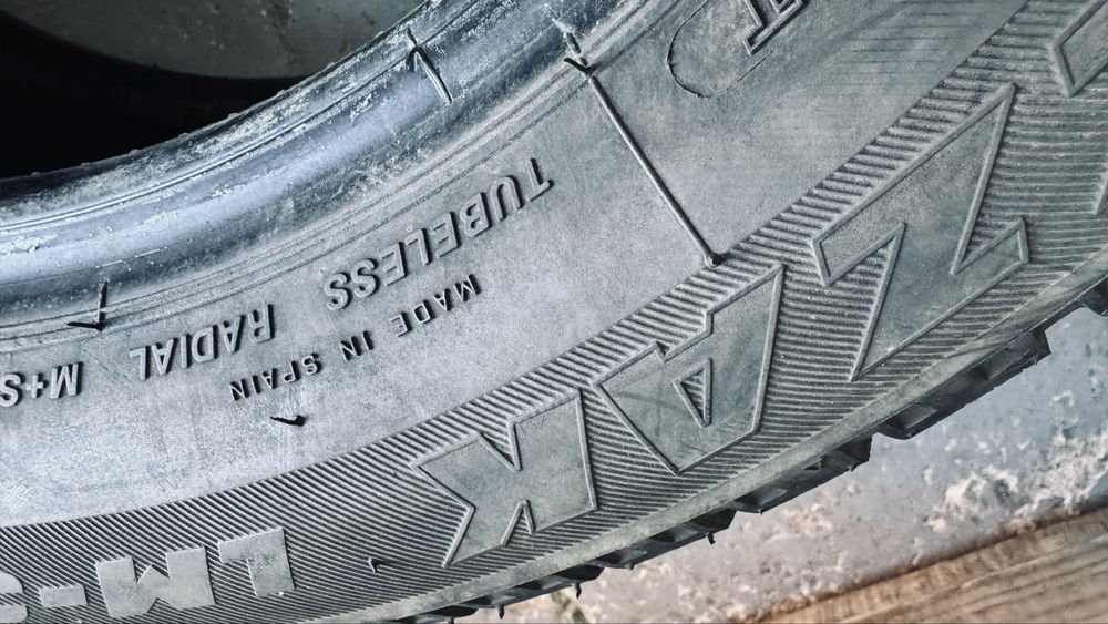 205/55 16 Bridgestone Blizzak LM30 шини комлект