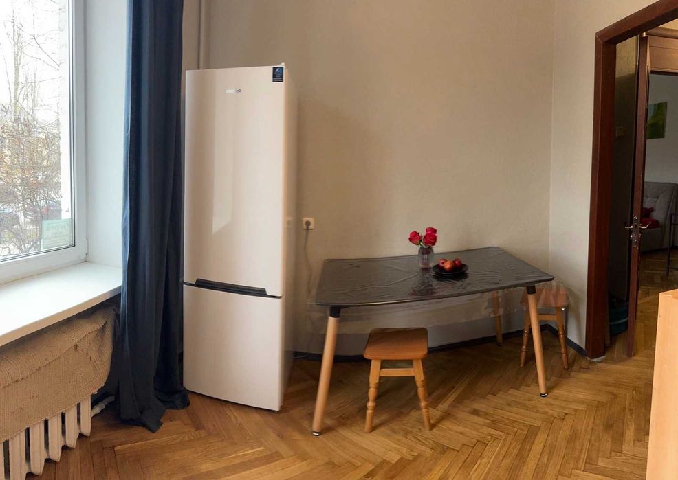 Оренда теплої квартири метро Звіринецька після ремонта!