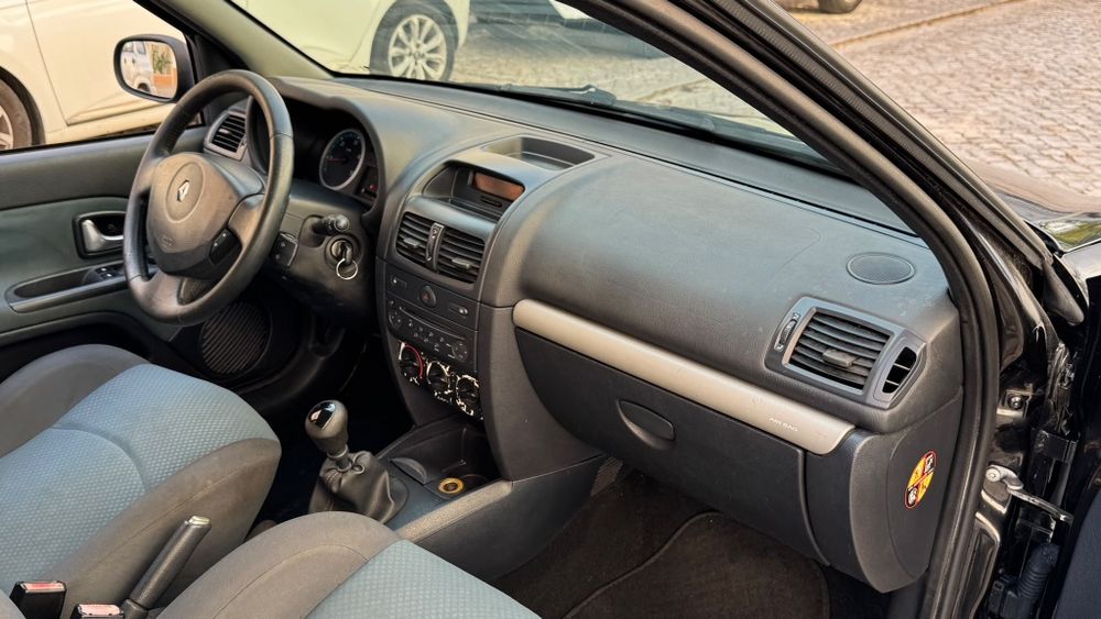 Renault Clio 1.5dci 2005 impecável!