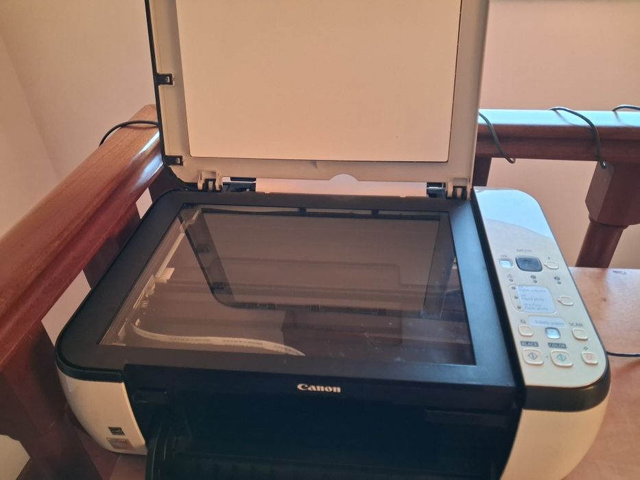 Impressora multifunções Canon PIXMA MP270