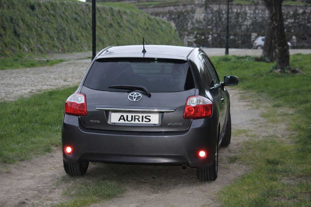 Toyota Auris 1.4 D4D, gasóleo, comercial