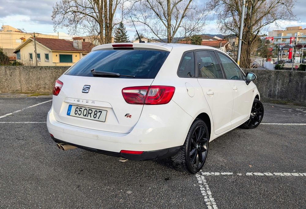 Seat Ibiza ST 1.4 TDI FR 105 - Oportunidade!