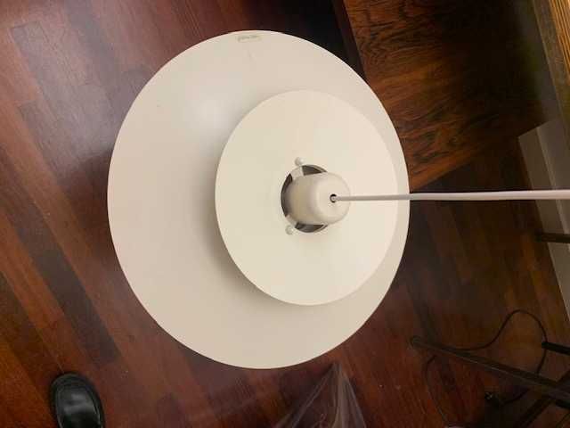 Candeeiro suspenso Horn Belysning