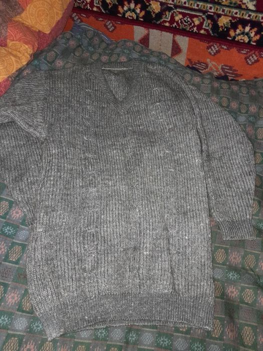 Зимовий теплий світер