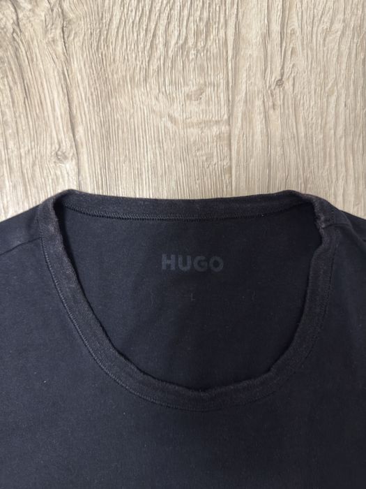 Футболка Hugo.