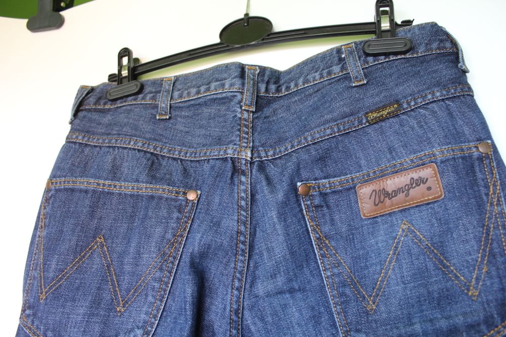 Spodnie dżinsy Wrangler W34 L30