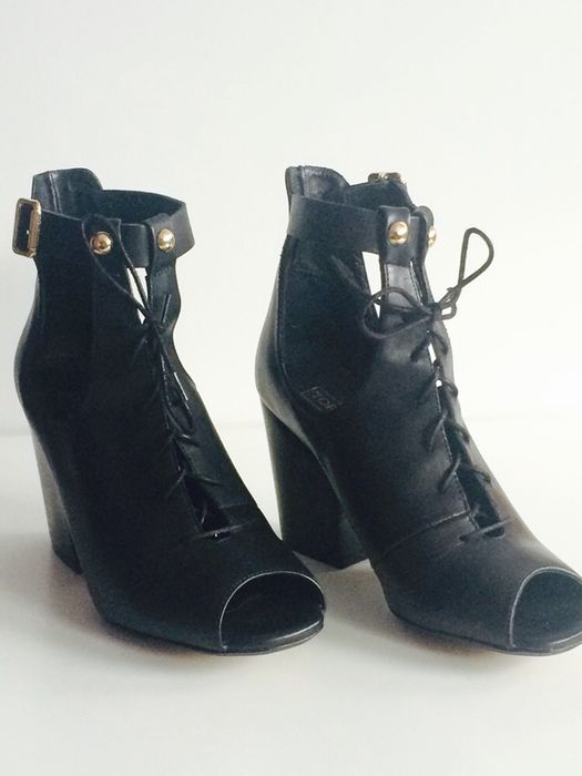 Topshop botki na obcasie nowe