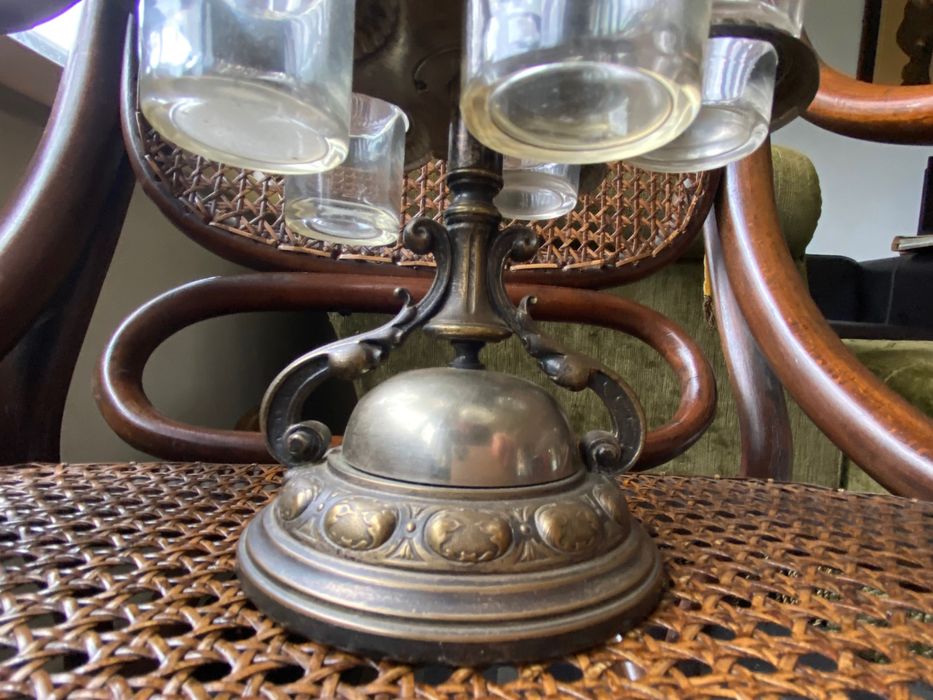 Licoreira Galheteiro Casquinha Prata Cristal Campainha incrível 31 cm