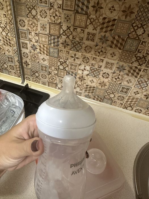 Пляшка avent 260 мл