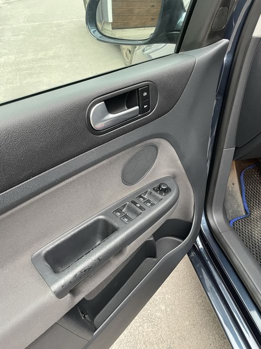 Продам Авто Volkswagen Golf 5 Plus
