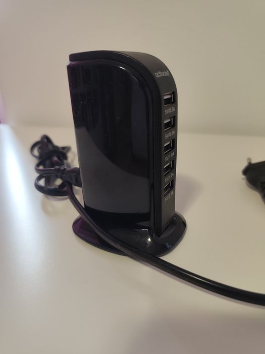 Estação de Carregamento USB (5 Portas)