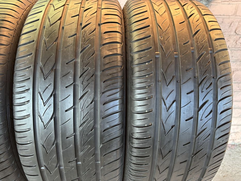 Комплект літніх шин 255/50R19 Gislaved