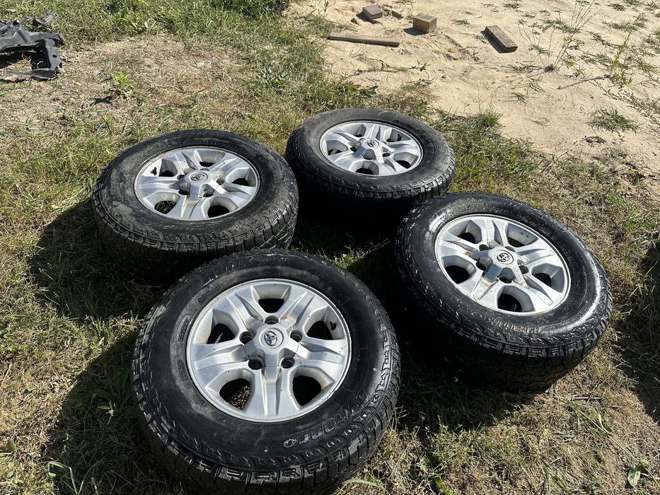 Диски з резиною Toyota Land Cruiser 100