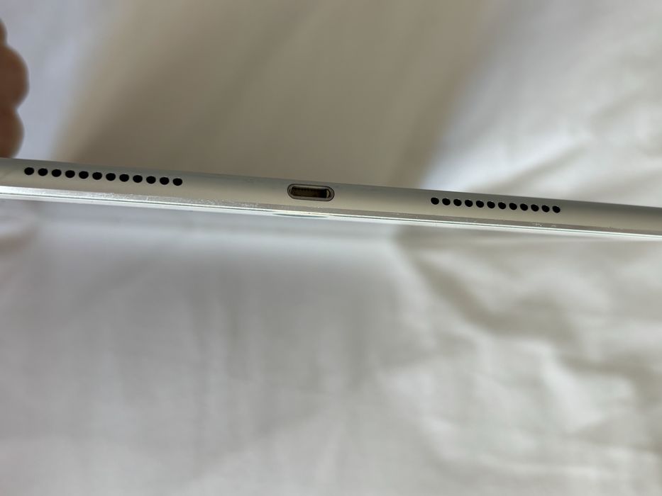 iPad Pro 9.7" 1st generation447058639030200322