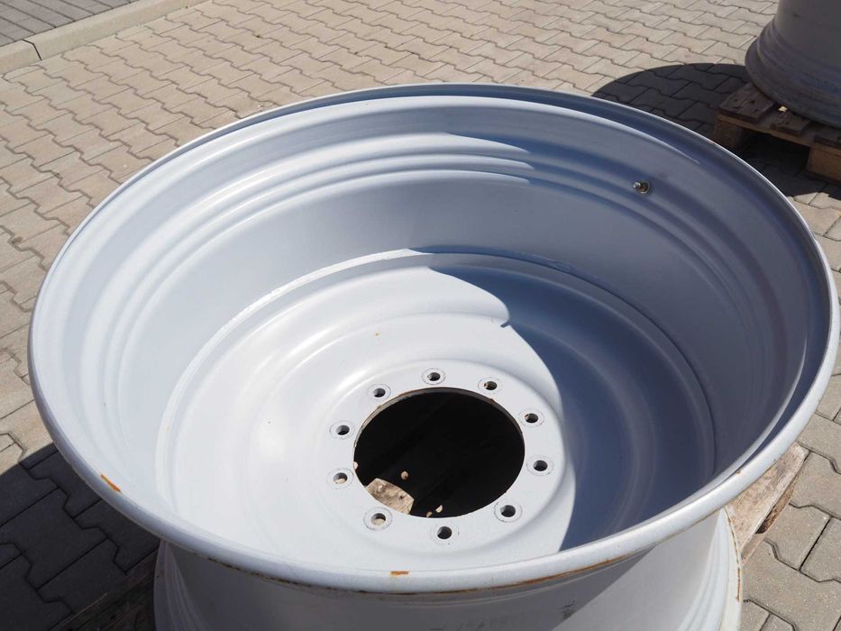 Felga, koło tarczowe - tył, ciągnik rolniczy / traktor