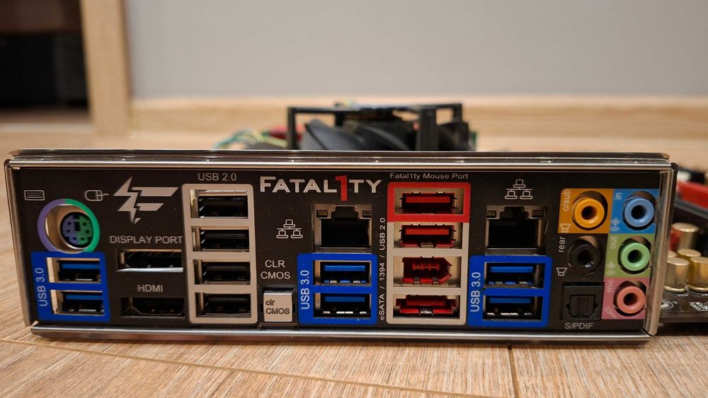 Płyta ASRock Fatal1ty Z77 Professional + i5-3570 + 16GB DDR3 - 10xSATA