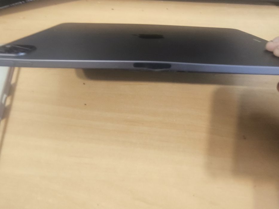 Хороший стан Ipad Pro 2020 11' 256GB Wifi 4% акб