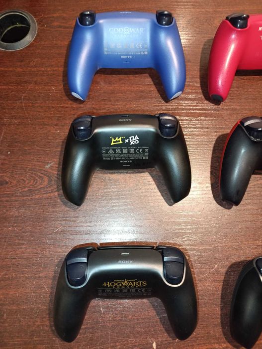 Kolekcja Padów do PS5, God of War, Spider-Man, Hogwarts Legacy itd