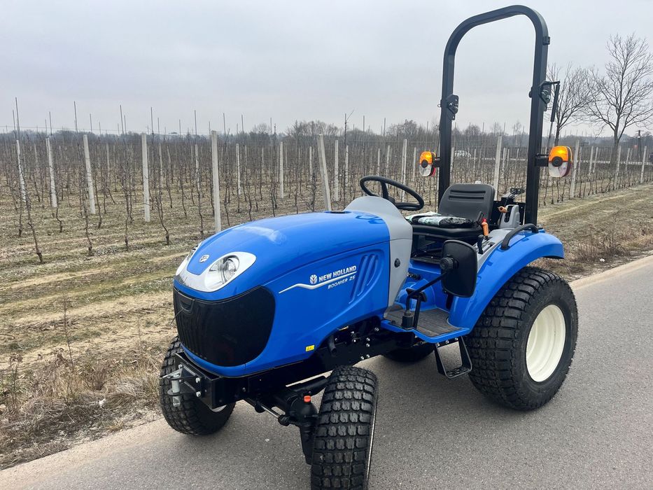 New Holland Boomer 25  Ciagnik Boomer 25 KM sadowniczy ,komunalny