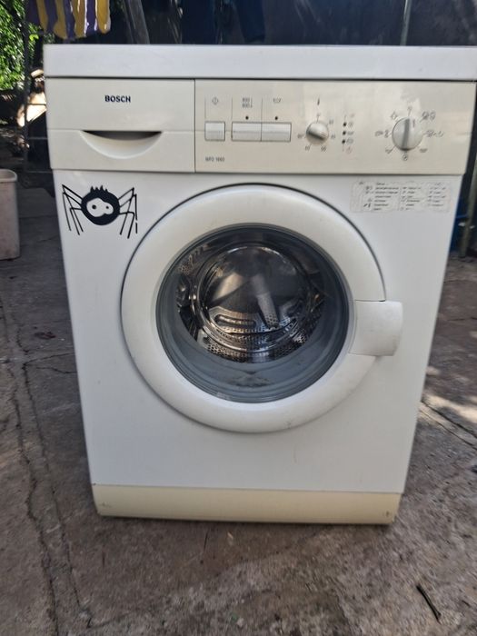 Продаю пральну машину BOSCH WFD 1660. В робочому стані. Також є друга машина такоїж моделі під відновлення або на деталі.