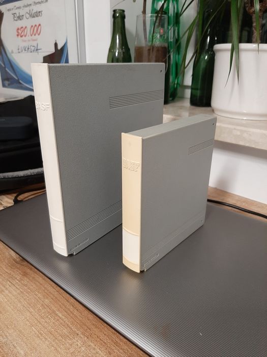 BASF etui do starych taśm. Dwa rozmiary. Jeden film.