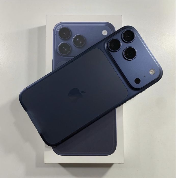 Iphone 17 Pro Max 512 Gb  Azul novo em caixa com 10 ciclos