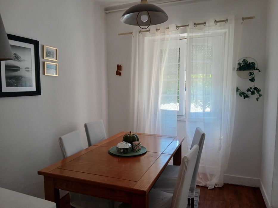 Arrenda-se quarto - Bairro Penedos Altos - Covilhã Centro
