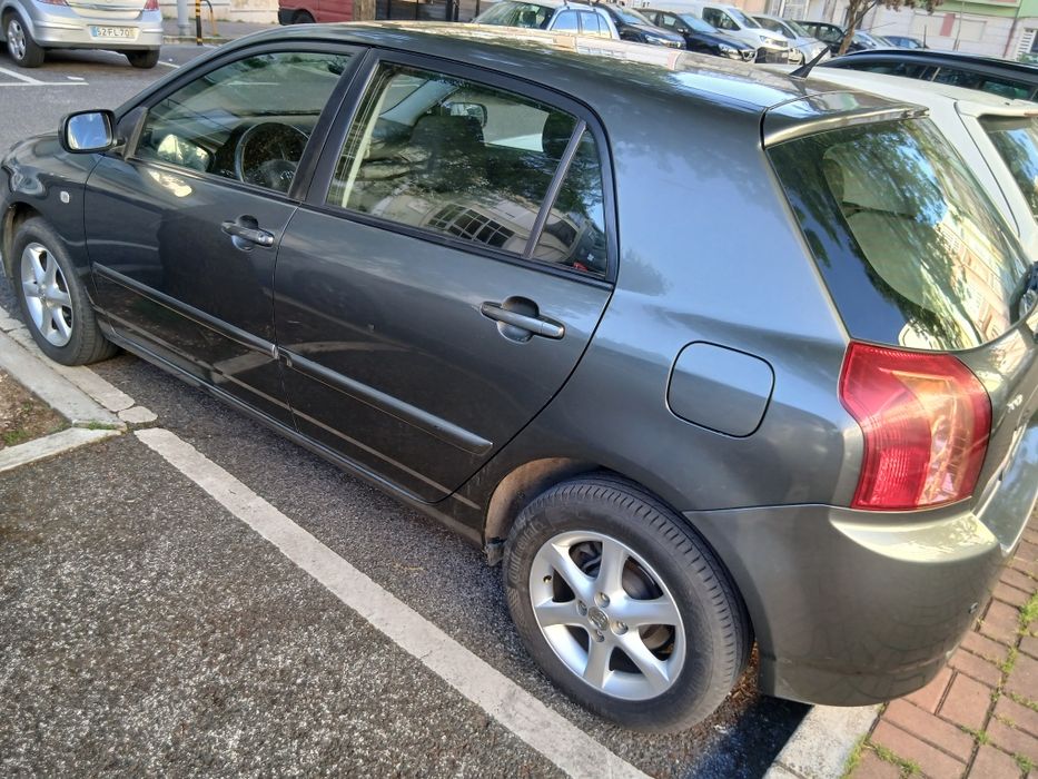 Vendo toyota corola