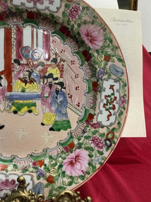 Grande prato oriental com 30 cm pintura manual. Anúncios abaixo
