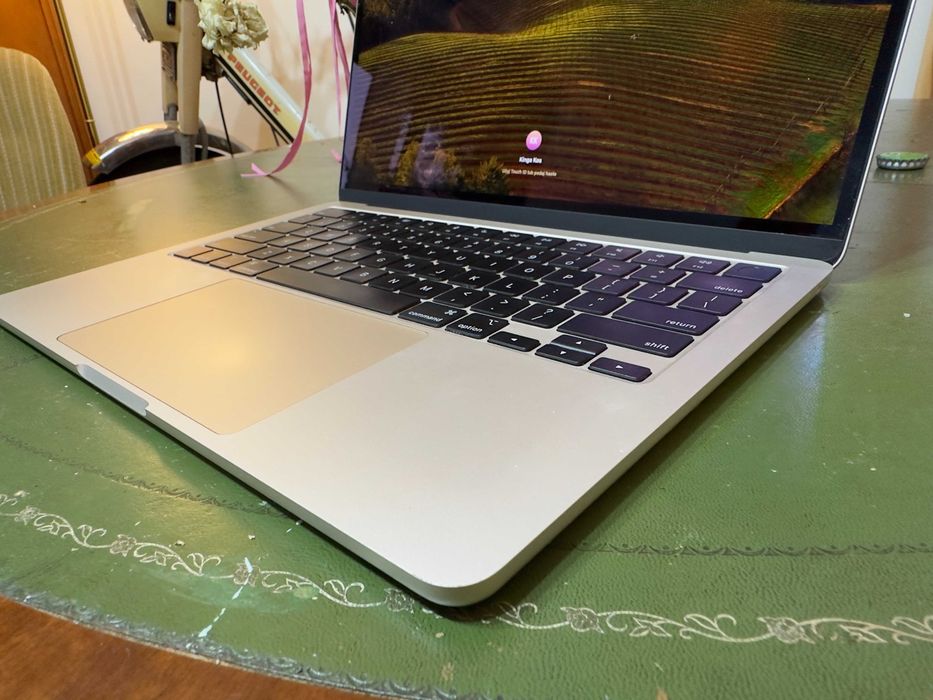 Apple Macbook Air M4 2025 16GB/256GB | Super Stan | Bateria 98% | BOX