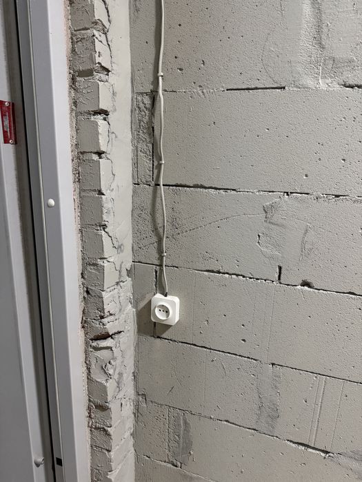 Сдам в аренду кладовку на этаже в доме ЖК Яскравий-6