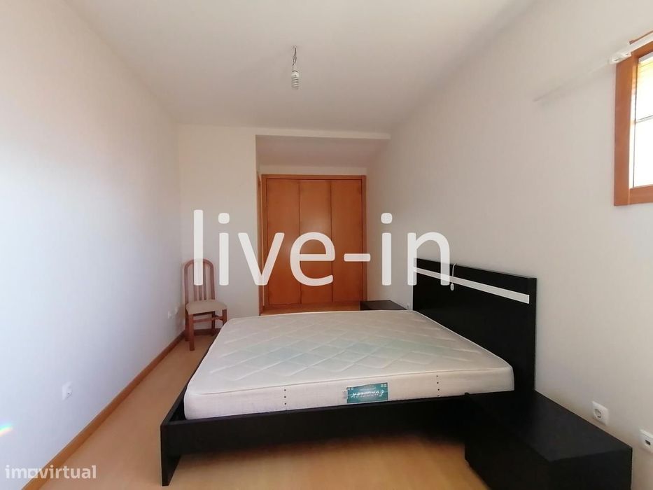 Apartamento T3 mobilado junto ao Glicínias