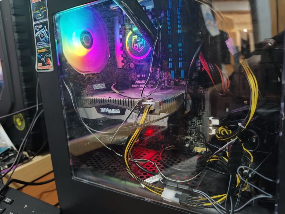 PC  Intel Core i5  16 GB RAM Placa gráfica rtx2060 super 8 GB RAM