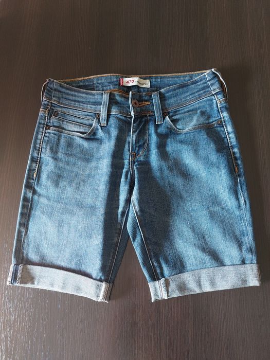 Krótkie dżinsowe spodenki Levis