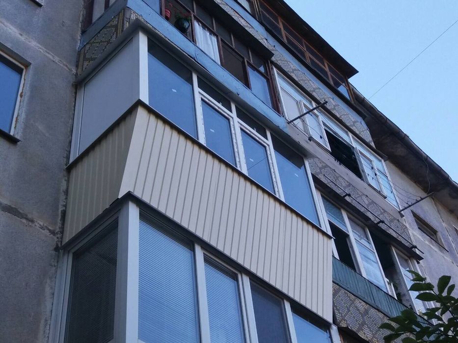 Балконы под ключ,крыша на балкон,наружная и внутренняя отделка балкона