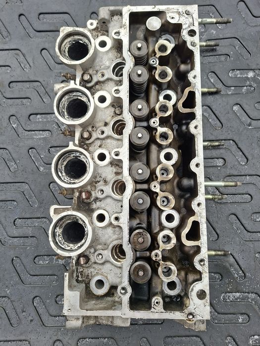 Головка блока цилиндров ГБЦ Распредвал для Форд Фиеста МК5 МК6