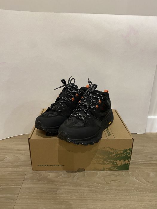 Жіночи трекінгові черевики Jack wolfskin