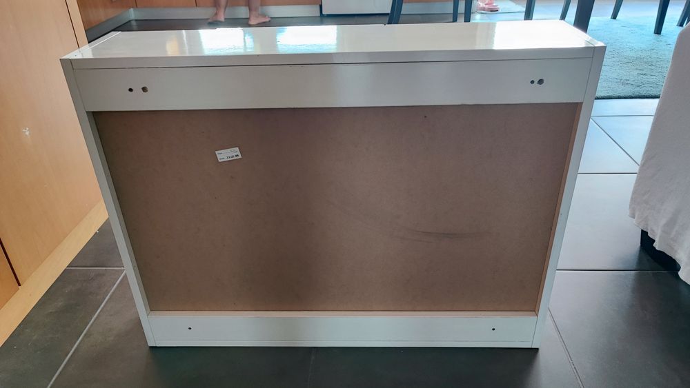 Armário de casa de banho com espelho