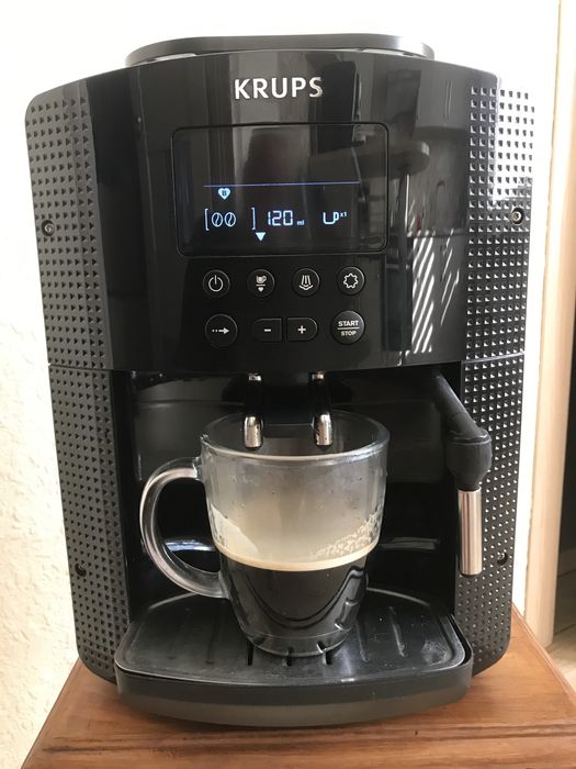 Кофемашина кавоварка Krupa ea81